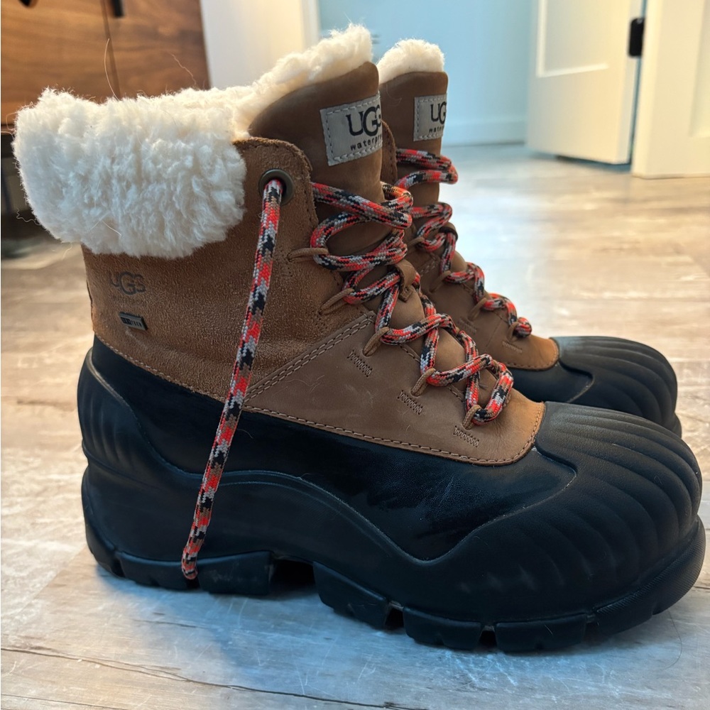 UGG ADIROAM HIKER BOOTS
